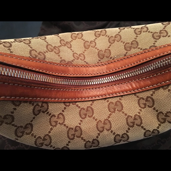 Gucci Monogram Hobo Resort Collection - VINTAGE - Picture 5 of 8